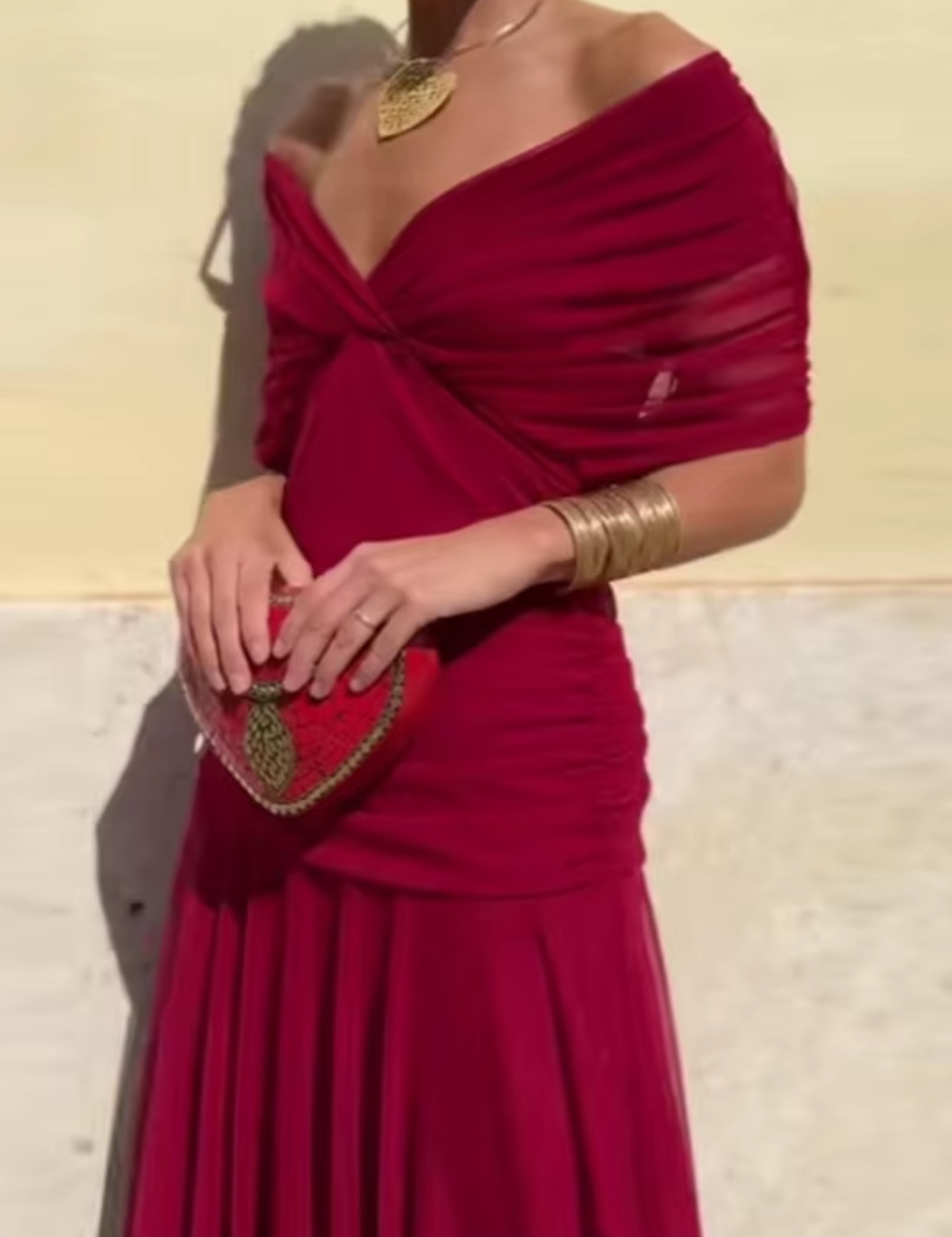 Louise | Elegancka Sukienka Maxi na Przyjęcie z Dekoltem w Serek